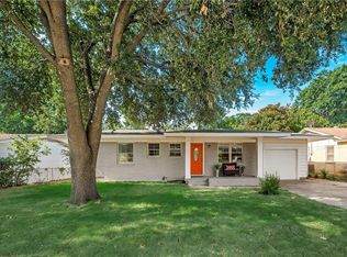 625 Willow St, Hurst, TX 76053