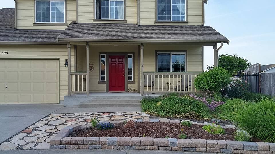 1st image of 10691 Umtanum St SE