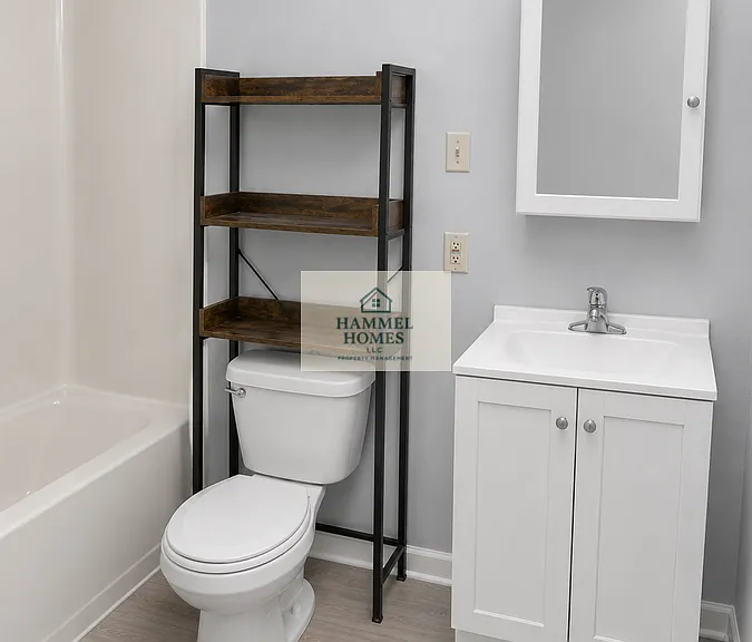 577 Main St W #3 — Photo 10