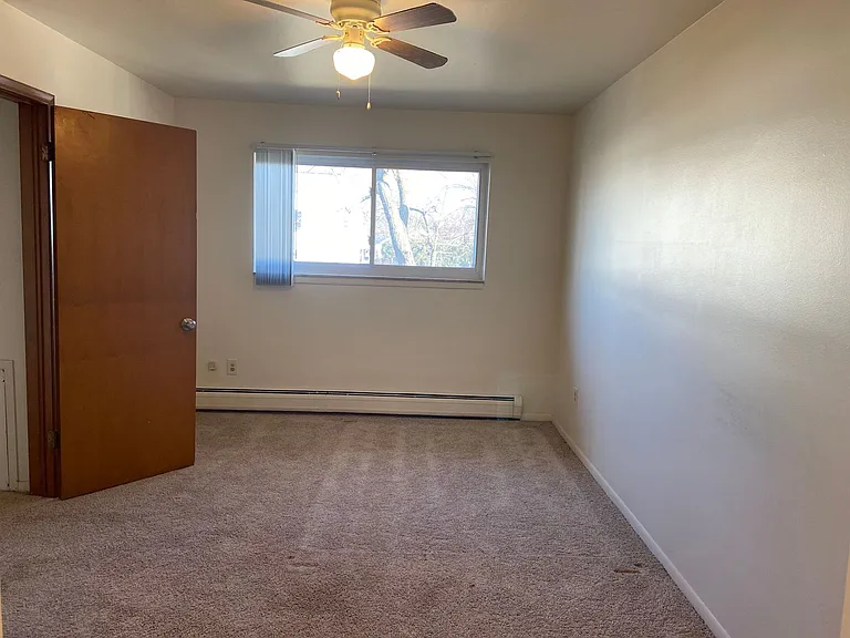 8310 Hall Rd — Photo 29