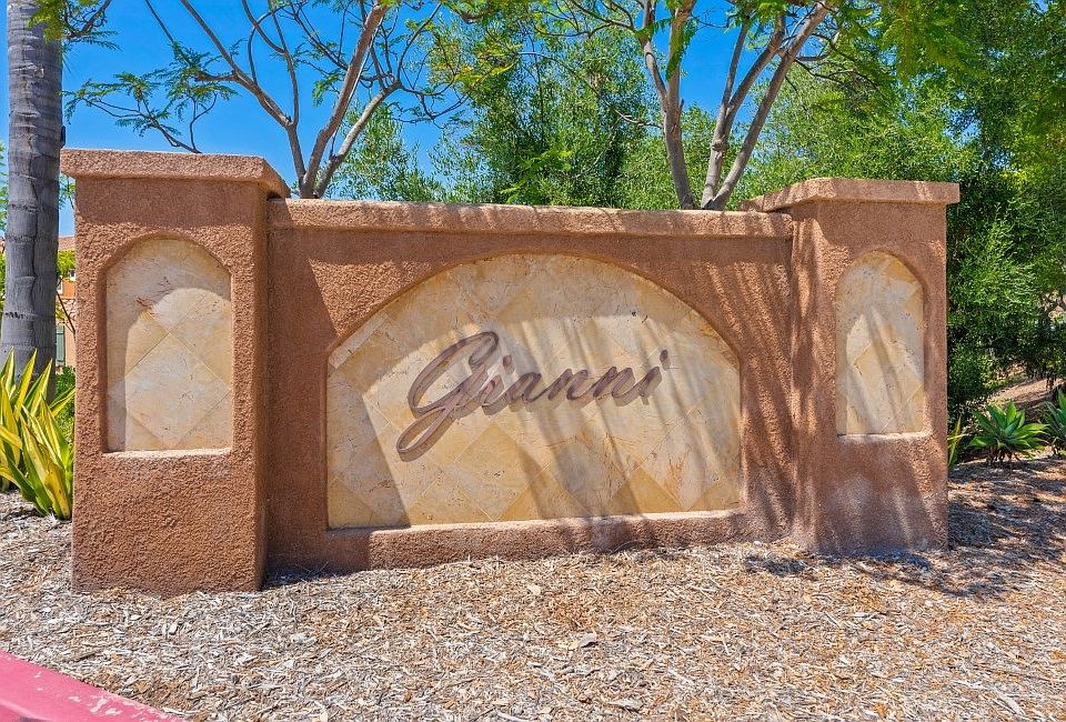 1st image of 17034 Calle Trevino Unit 6