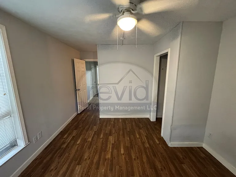 3665 Spottswood Ave — Photo 13