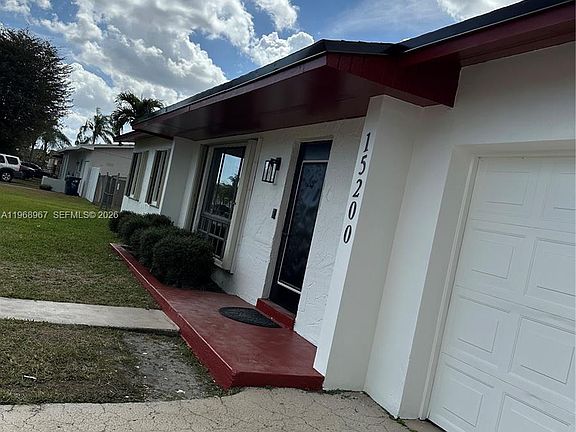 2nd image of 15200 SW 109th Ave