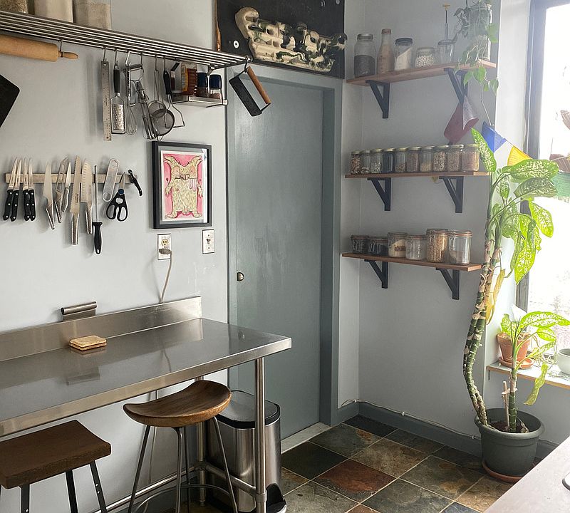 1st image of 391 Court St #3R