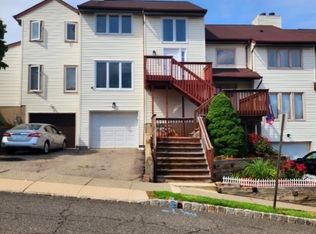 2 Sickle St, Dover, NJ 07801