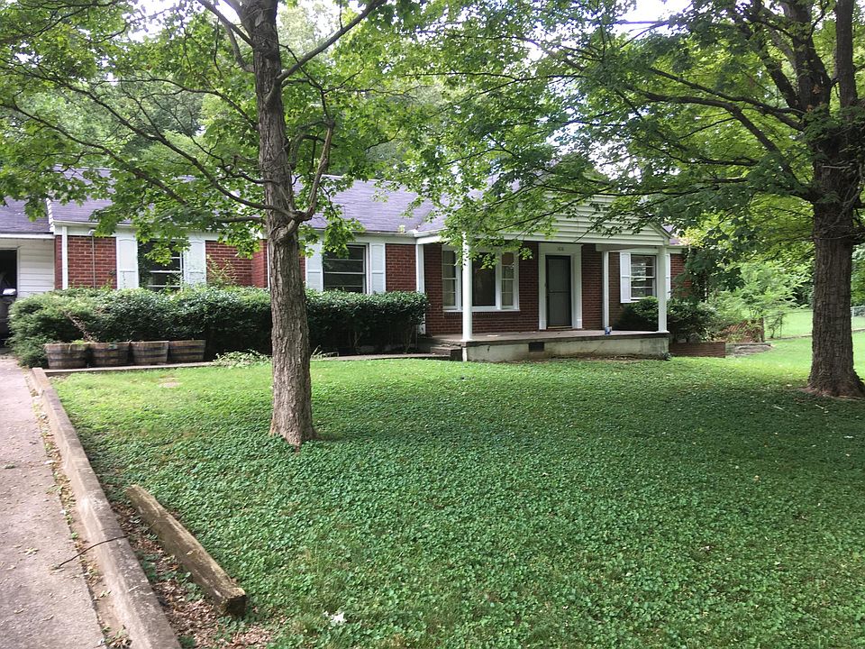 Great Quiet Street. Large lot with trees. Very close to man