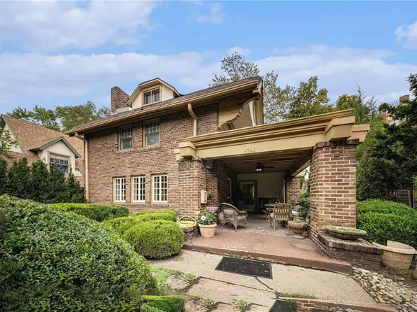 4345 Locust St, Kansas City, MO 64110