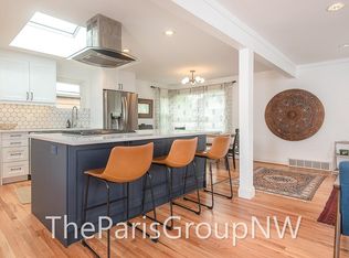 3311 38th Ave W, Seattle, WA 98199