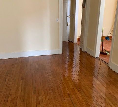 4th image of 14715 Northern Blvd APT 5E