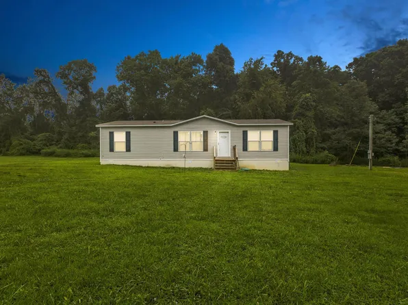 105 E Stone Rd, Hillsboro, KY 41049