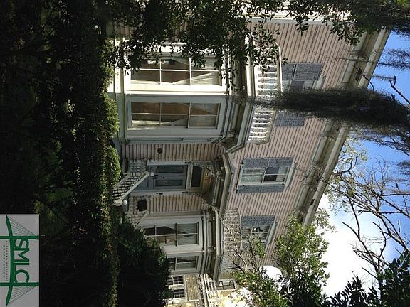 2nd image of 111 W Gwinnett St