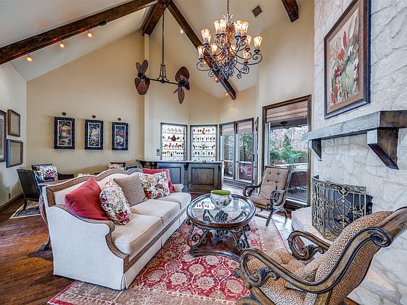 3rd image of 6613 Riverside Dr