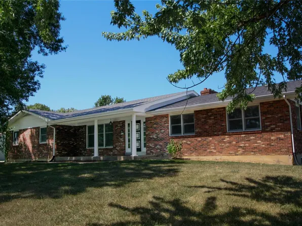 19364 Mobley Ln, Warrenton, MO 63383