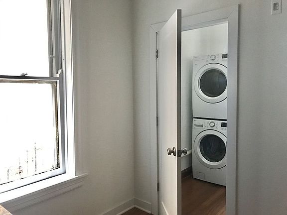 5th image of 1907 N Kimball Ave #1