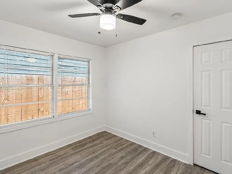 4303 Dacca Dr — Photo 13