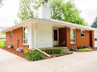 165 Wedgewood Dr, Lincoln, NE 68510