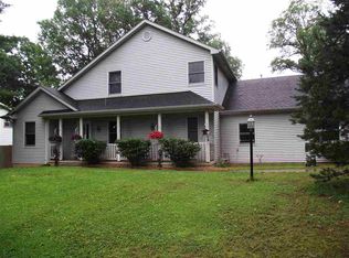 5940 Red Oak Dr, Fort Wayne, IN 46835