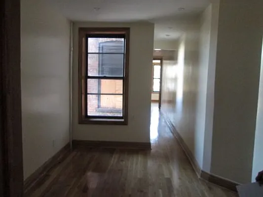 Rented by DAF Properties | media 9