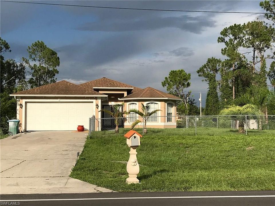1st image of 167 Bell Blvd S