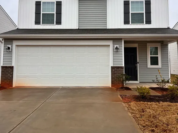 216 Brentwood Dr, Statesville, NC 28625