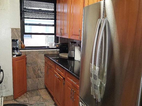 3rd image of 6115 98th St APT 7J