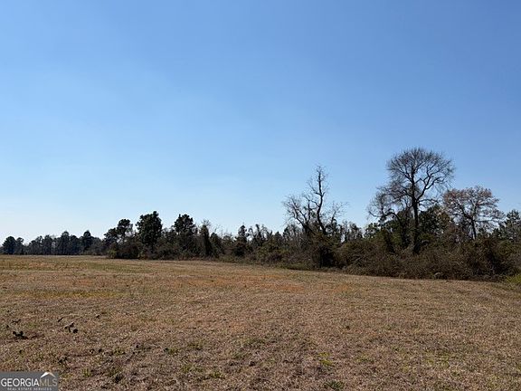 4th image of 461 Currington Rd