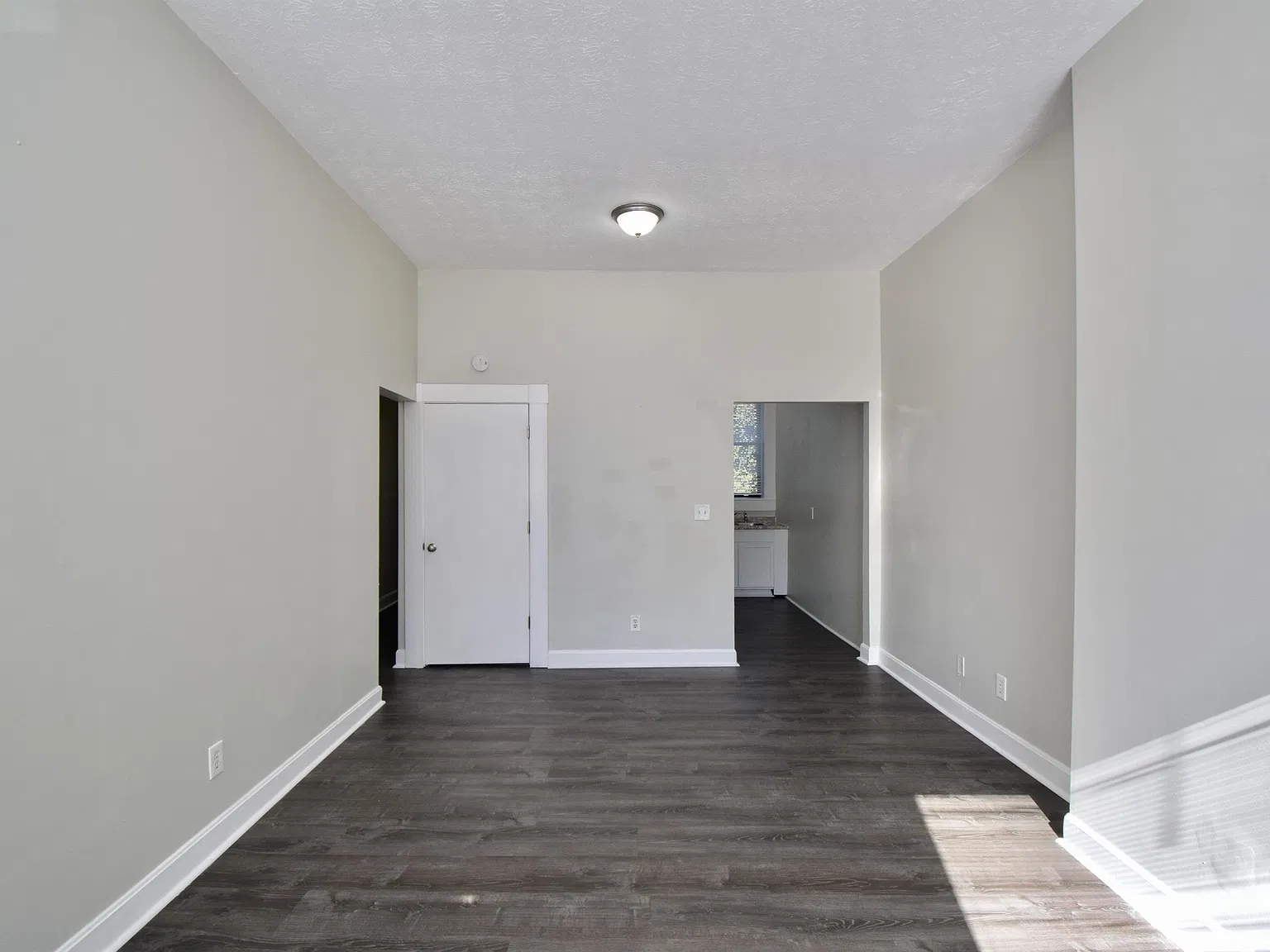 2145 Freeman Avenue - 2 — Photo 3