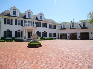 101 Allen Neck Rd, Dartmouth, MA 02748