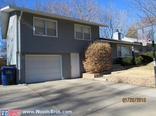 4415 S 45th St, Lincoln, NE 68516