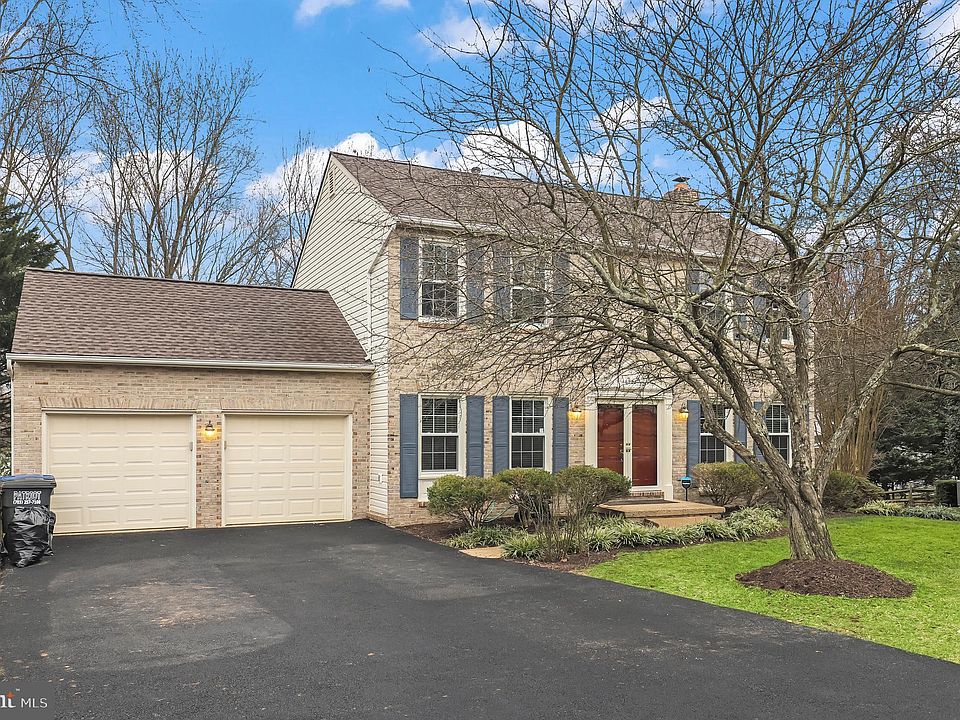 2nd image of 6225 Point Ct