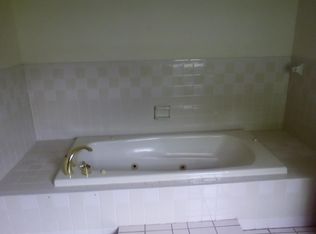 211 Patrol Dr, Albany, GA 31705