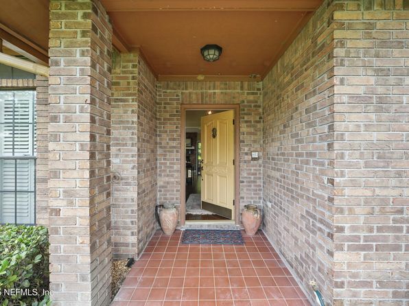 2251 STAGGERBUSH Drive, Jacksonville, FL 32223
