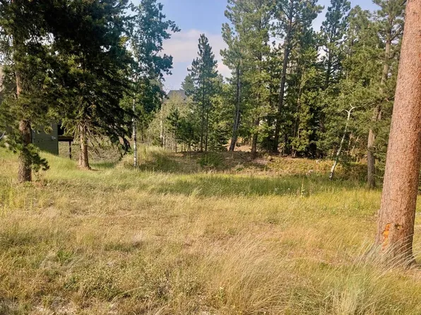 4 Lantern Ln, Lead, SD 57754
