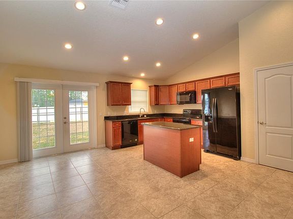 3rd image of 13 Hemlock Trace Ct