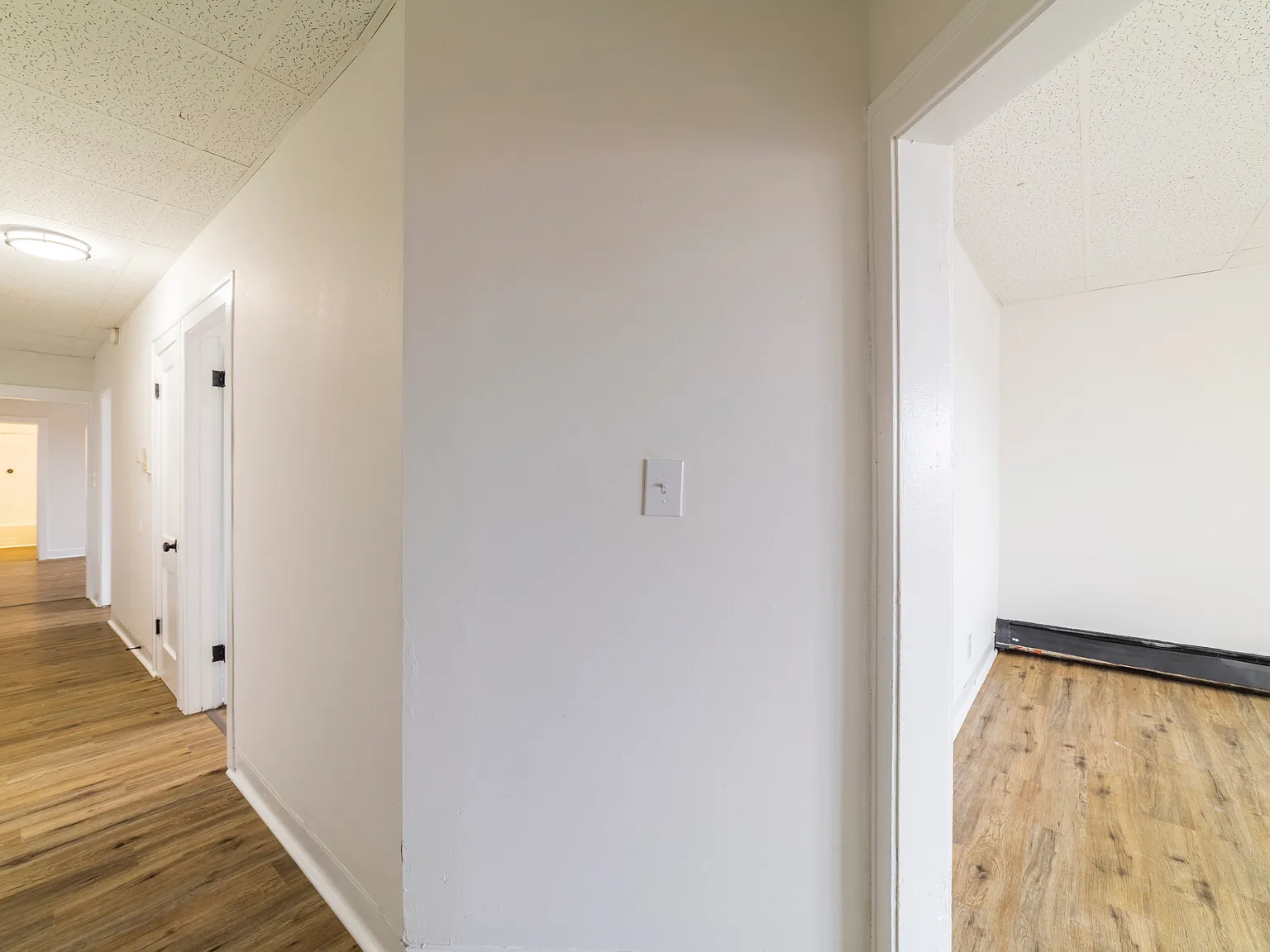 3 bed, $1,500 — Photo 4