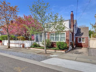 65 Inwood Avenue, Point Lookout, NY, 11569
