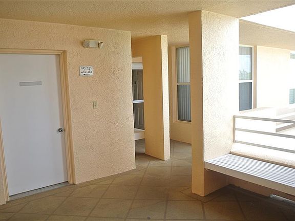 3rd image of 4460 Fairways Blvd APT 405