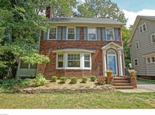2295 Delaware Dr, Cleveland Heights, OH