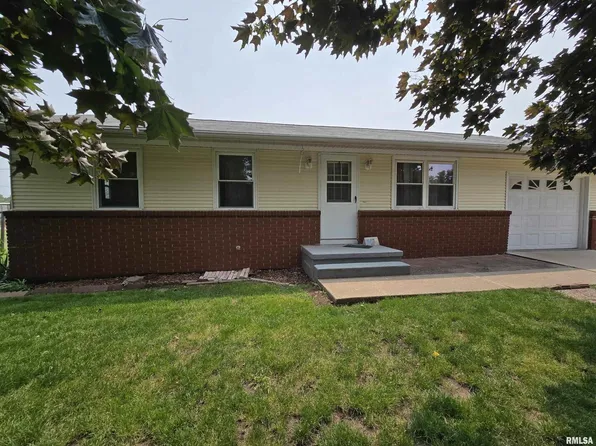 1907 15th Ave S, Clinton, IA 52732