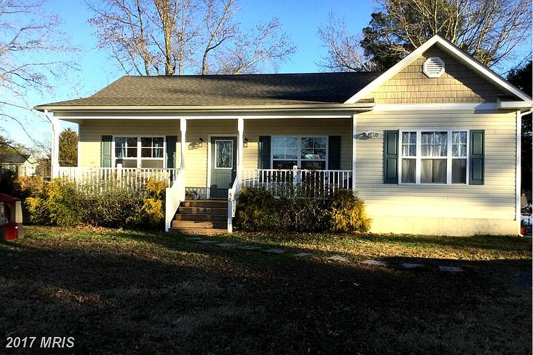 1st image of 58 Fairfax Dr