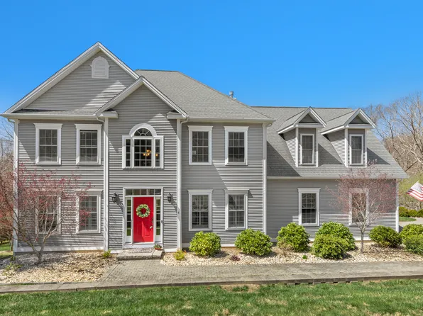 4 Upper Kensington Drive, East Lyme, CT 06333