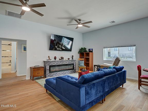 5th image of 4901 N Treasure Cir