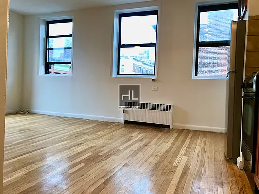 Rented by Highline Residential | media 3