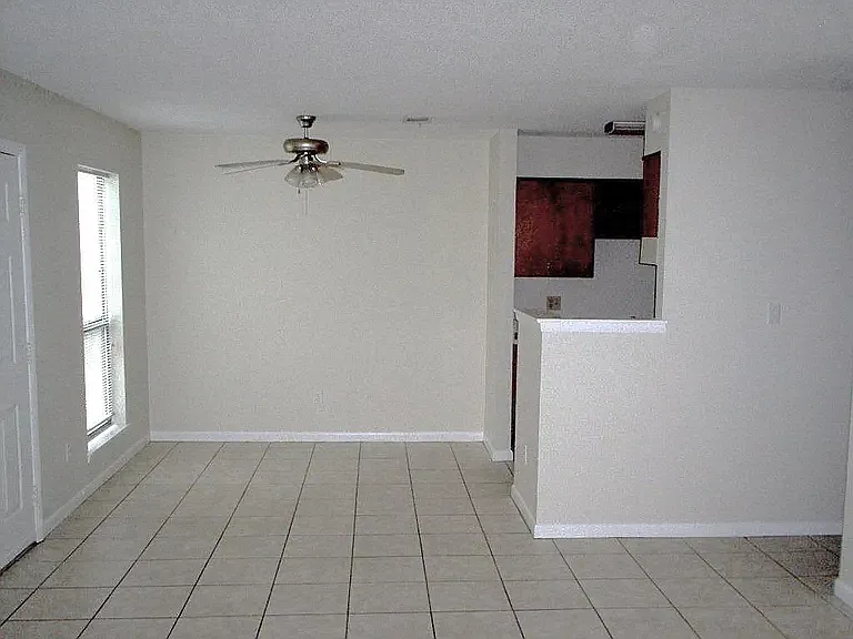 650 Dye St #1 — Photo 3
