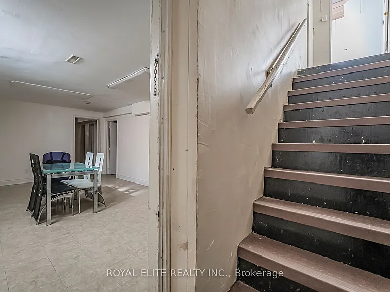 29 Ashmore Cres #BASEMENT — Photo 12