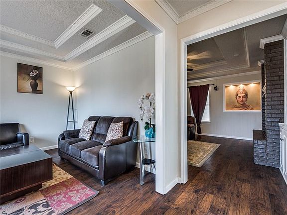 4th image of 601 Evans Dr
