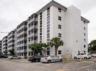 16950 W Dixie Hwy #A-323, North Miami Beach, FL 33160