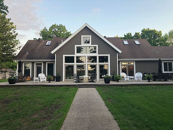 2nd image of 25699 Frieda Dr