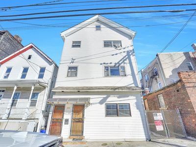 102 Greenville Ave, Jersey City, NJ, 07305