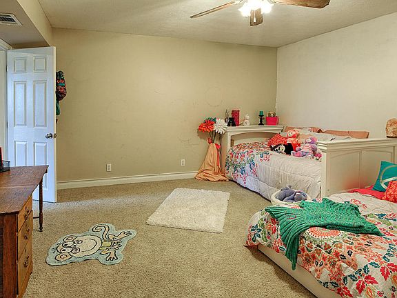 4th image of 2128 Berrywood Dr